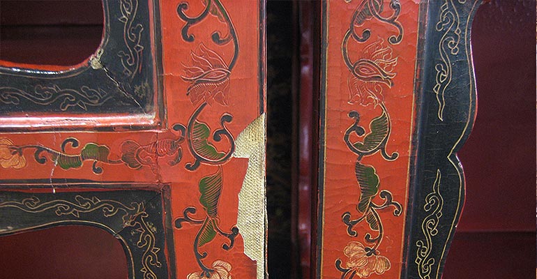 Perte de décor sur laque de Chine incisé